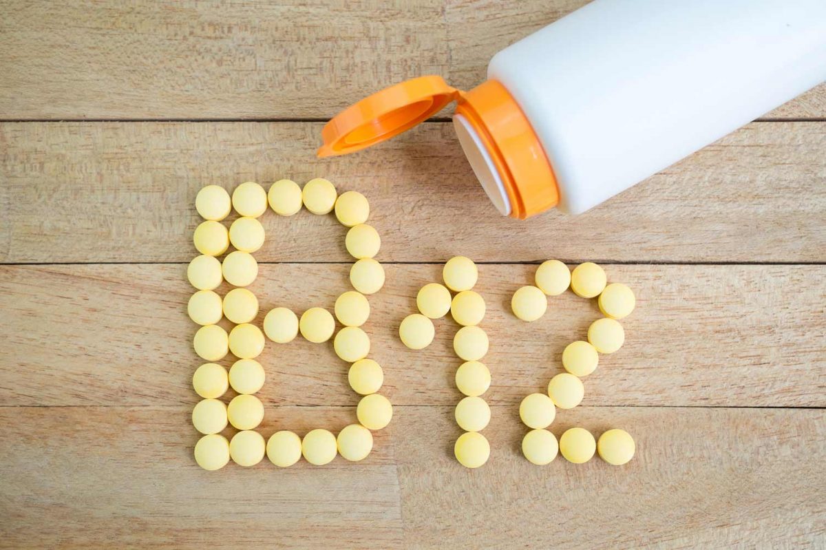 Falta de vitamina B12 não ocorre só em veganos: veja quem deve se preocupar.