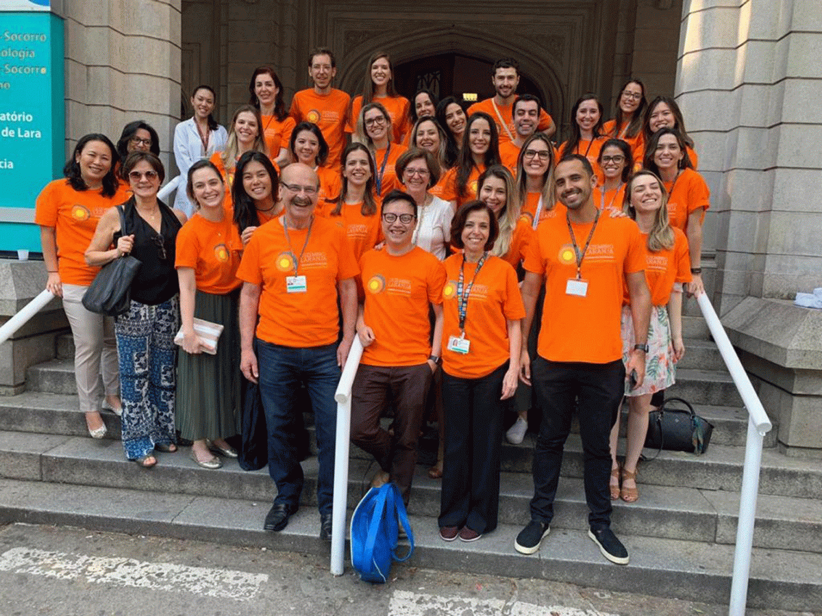 Os Voluntários da Dermatologia da Santa Casa de Misericórdia de São Paulo, participaram da Campanha Nacional de Combate ao Câncer da Pele
